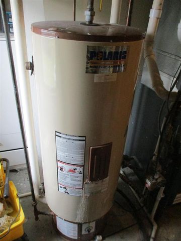 E11062 Center Road, North Freedom, WI 53951