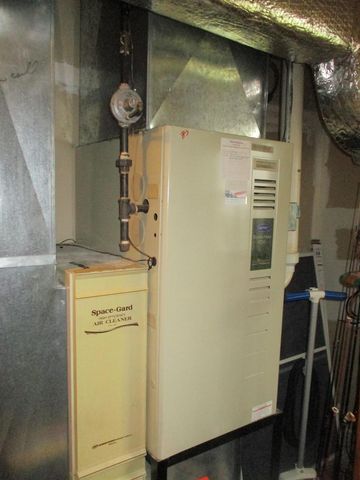 E11062 Center Road, North Freedom, WI 53951