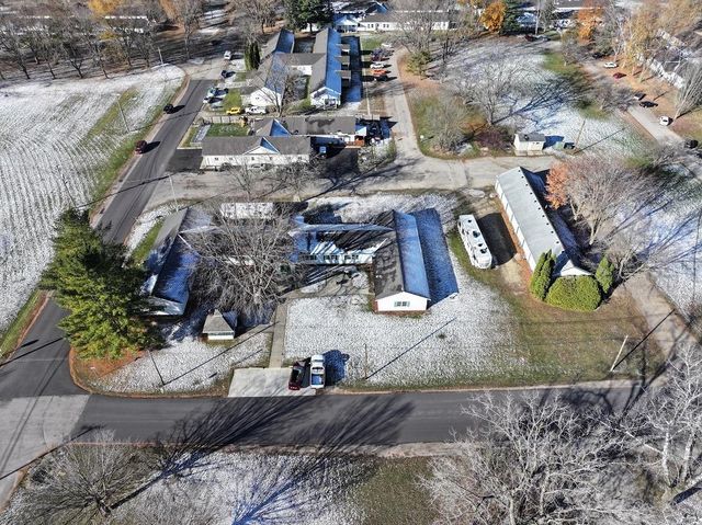 E11062 Center Road, North Freedom, WI 53951