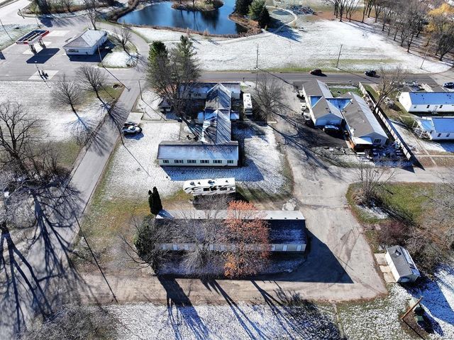 E11062 Center Road, North Freedom, WI 53951