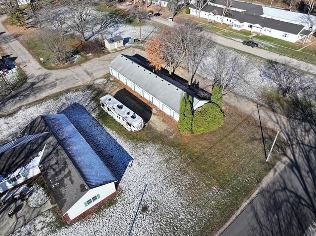 E11062 Center Road, North Freedom, WI 53951