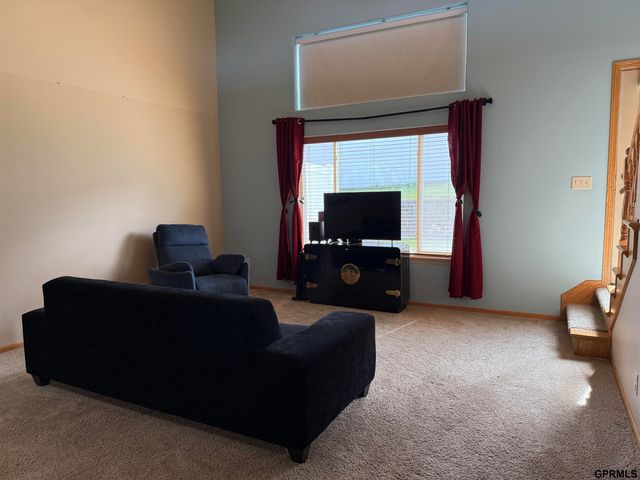 308 S 77th Court, Lincoln, NE 68510
