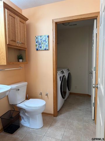308 S 77th Court, Lincoln, NE 68510