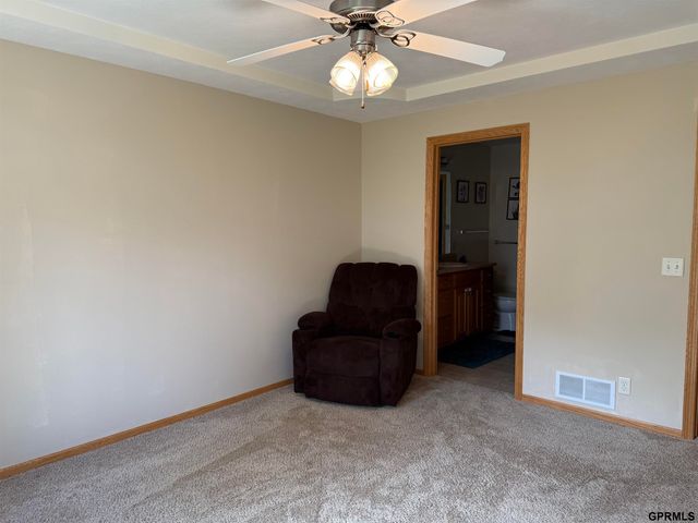 308 S 77th Court, Lincoln, NE 68510