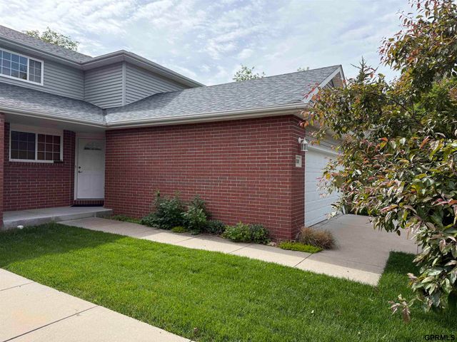 308 S 77th Court, Lincoln, NE 68510