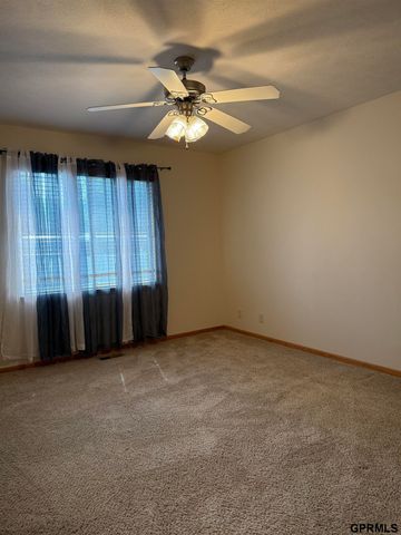 308 S 77th Court, Lincoln, NE 68510