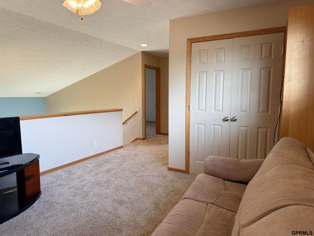 308 S 77th Court, Lincoln, NE 68510