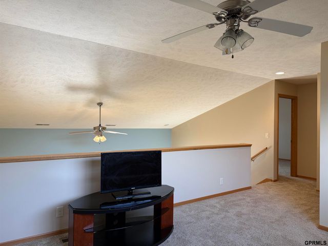 308 S 77th Court, Lincoln, NE 68510