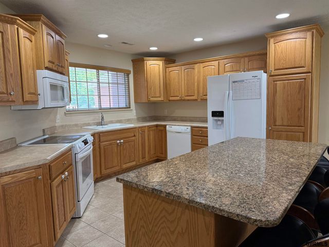 308 S 77th Court, Lincoln, NE 68510