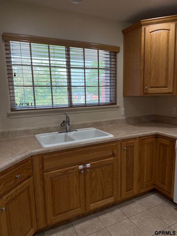 308 S 77th Court, Lincoln, NE 68510