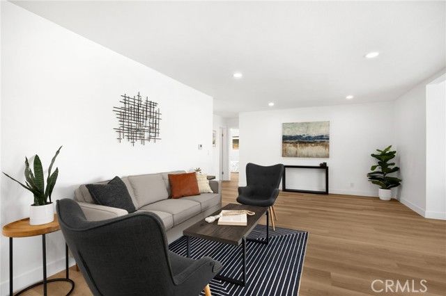 1119 E Cumberland Road, Orange, CA 92865