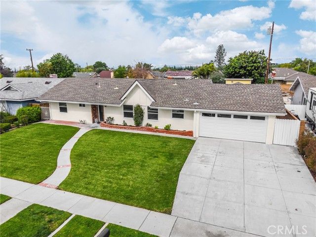 1119 E Cumberland Road, Orange, CA 92865