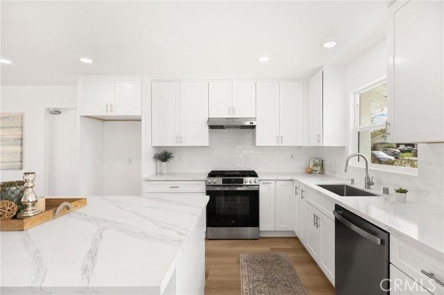 1119 E Cumberland Road, Orange, CA 92865