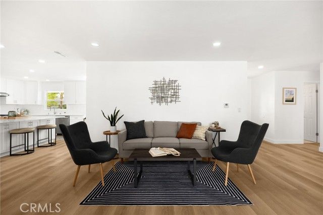 1119 E Cumberland Road, Orange, CA 92865