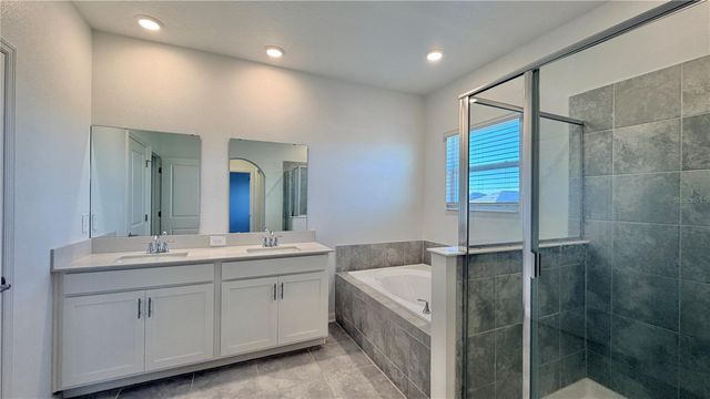 2814 ARMSTRONG AVENUE, Clermont, FL 34714