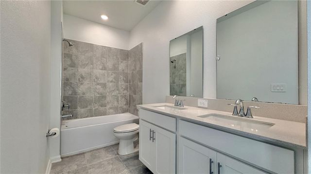 2814 ARMSTRONG AVENUE, Clermont, FL 34714