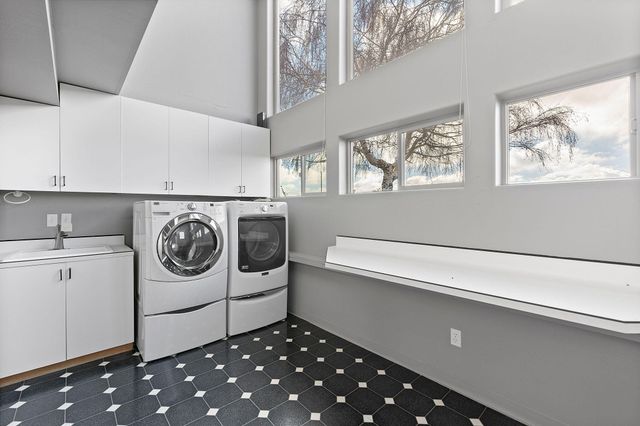 2490 NW Deschutes Drive, Madras, OR 97741