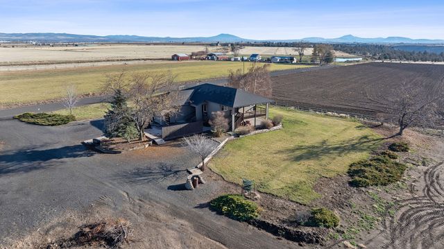 2490 NW Deschutes Drive, Madras, OR 97741