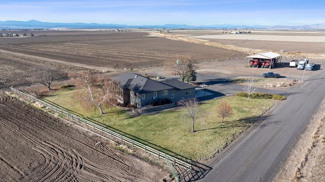 2490 NW Deschutes Drive, Madras, OR 97741