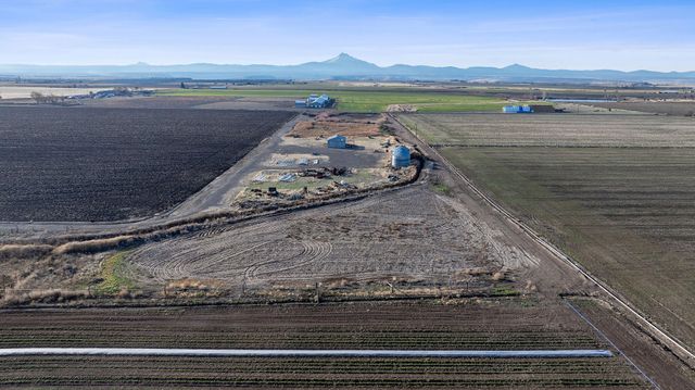 2490 NW Deschutes Drive, Madras, OR 97741