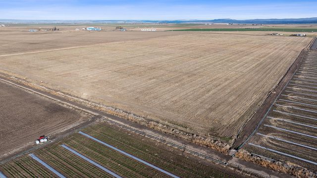 2490 NW Deschutes Drive, Madras, OR 97741