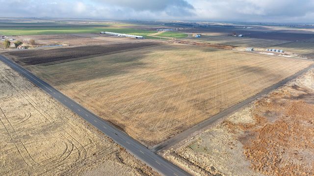 2490 NW Deschutes Drive, Madras, OR 97741