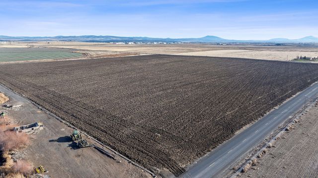 2490 NW Deschutes Drive, Madras, OR 97741