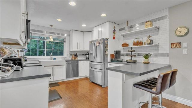 7251 Starflower Dr, Citrus Heights, CA 95621
