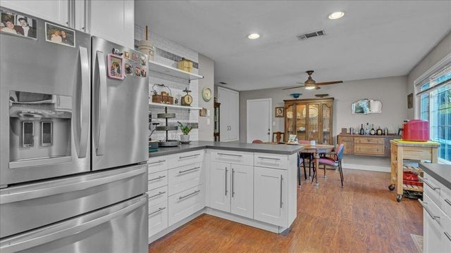 7251 Starflower Dr, Citrus Heights, CA 95621