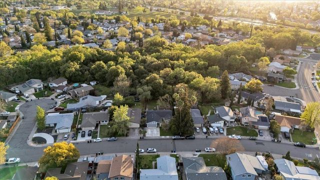 7251 Starflower Dr, Citrus Heights, CA 95621