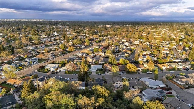 7251 Starflower Dr, Citrus Heights, CA 95621