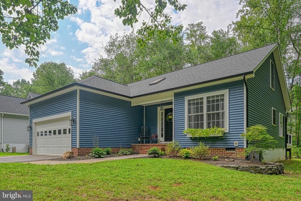 222 BATTLEFIELD RD, Locust Grove, VA 22508