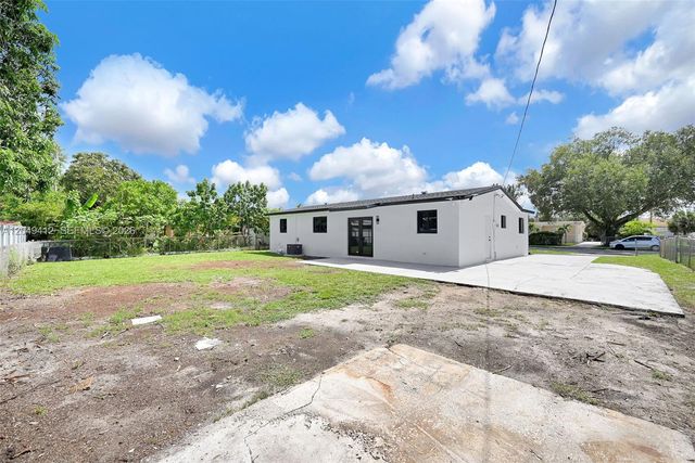 17221 NW 24th Place, Miami Gardens, FL 33056