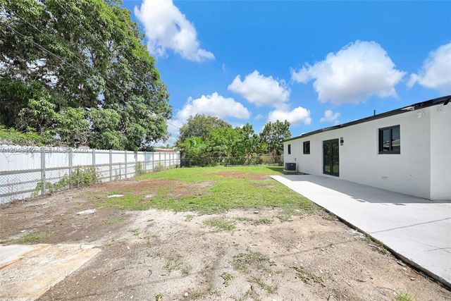 17221 NW 24th Place, Miami Gardens, FL 33056