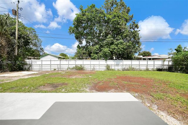 17221 NW 24th Place, Miami Gardens, FL 33056