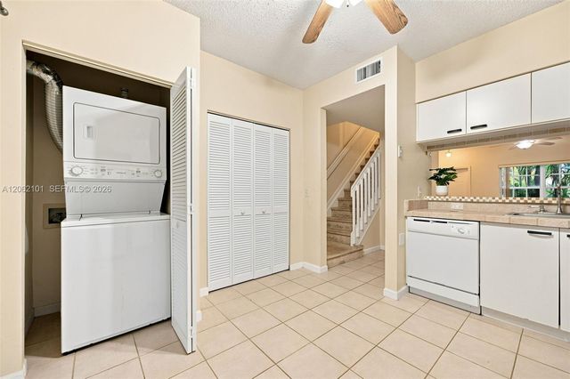 3329 Celebration Lane 139, Margate, FL 33063