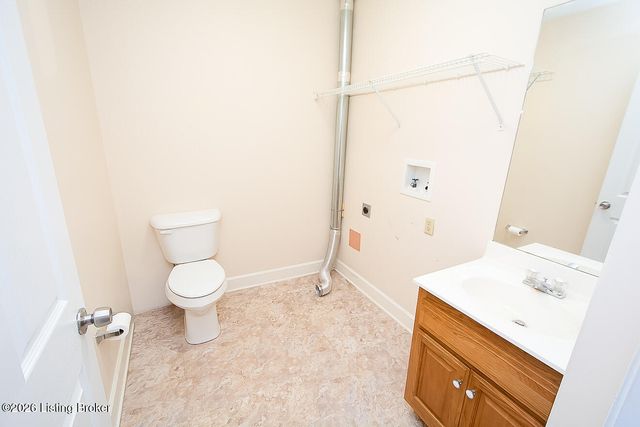 8421 Elsie Ct, Louisville, KY 40228
