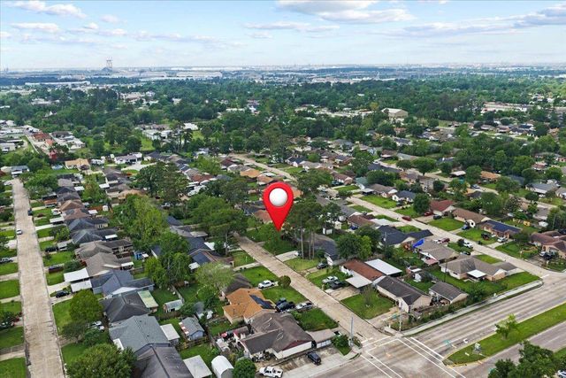 811 Shadowglen Street, Channelview, TX 77530