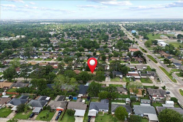 811 Shadowglen Street, Channelview, TX 77530