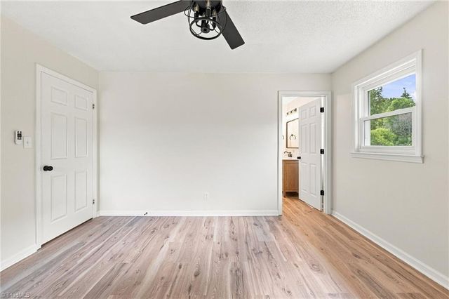 211 Maxwell Drive, Lexington, NC 27295