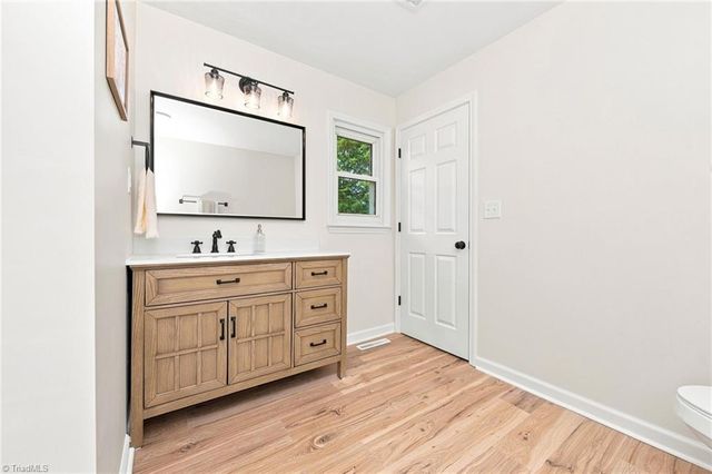 211 Maxwell Drive, Lexington, NC 27295