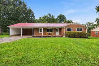 211 Maxwell Drive, Lexington, NC 27295