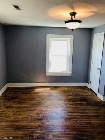 209 Charlotte ST, Suffolk, VA 23434