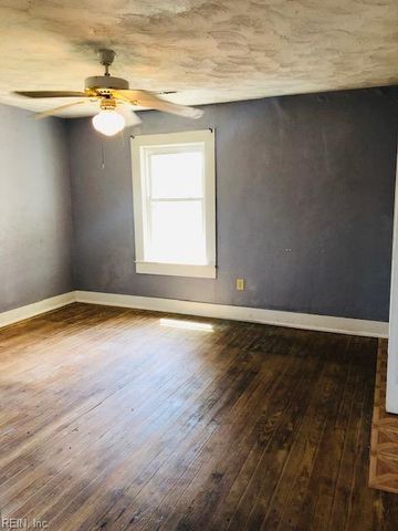 209 Charlotte ST, Suffolk, VA 23434