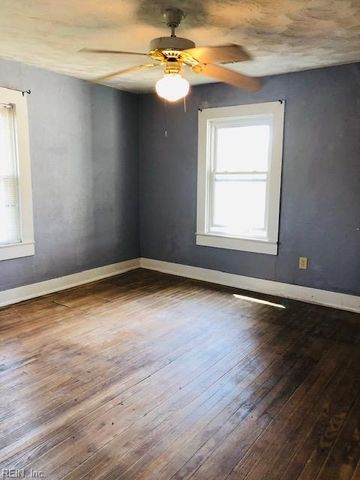 209 Charlotte ST, Suffolk, VA 23434