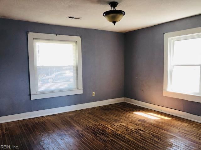 209 Charlotte ST, Suffolk, VA 23434