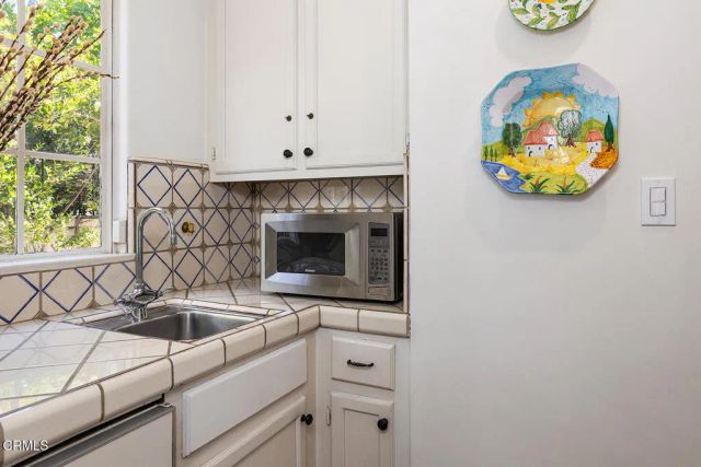 612 Landor Lane, Pasadena, CA 91106