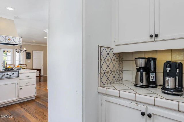 612 Landor Lane, Pasadena, CA 91106