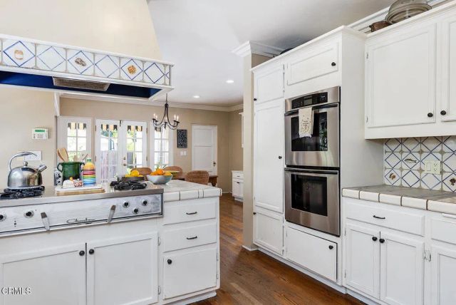612 Landor Lane, Pasadena, CA 91106