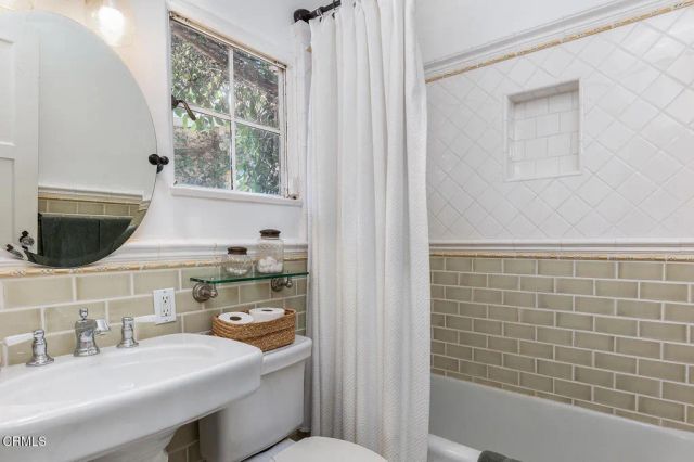 612 Landor Lane, Pasadena, CA 91106